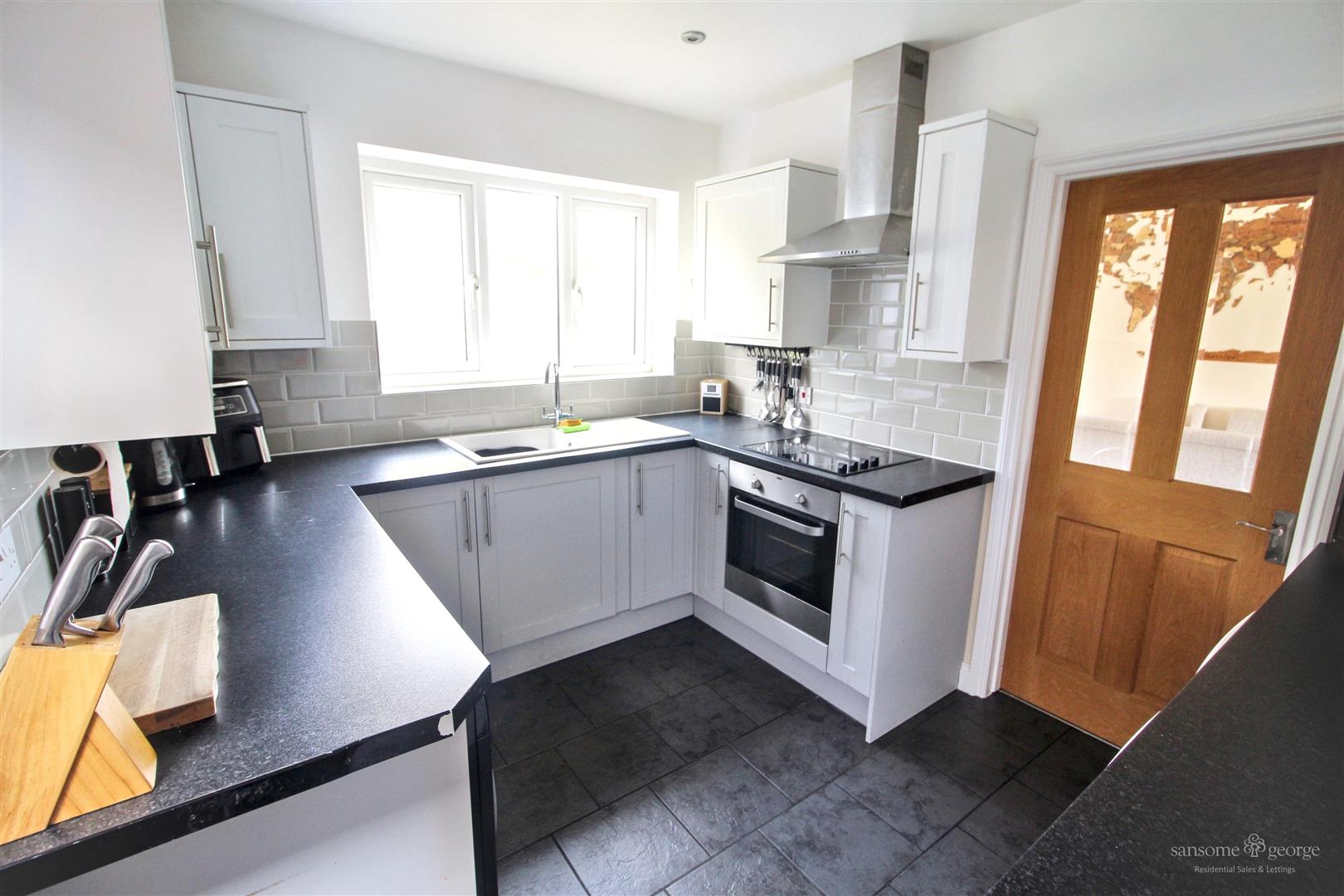 Portland Gardens, Tilehurst, Reading